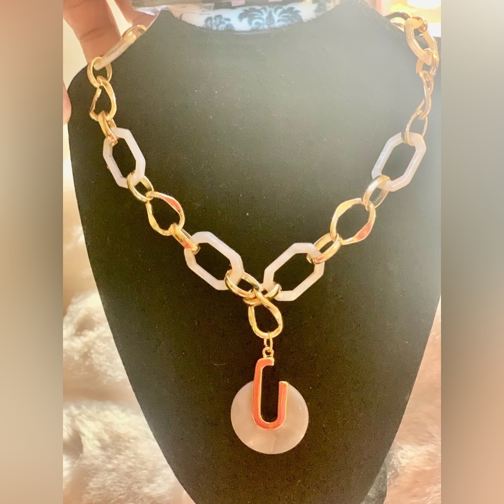 Gold & pearl necklace